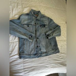 Levi’s distressed denim jacket Mens Size XXL